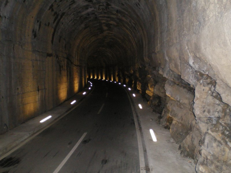 laciclabilericavatainpartedalvecchiotracciatodellaferrovia.jpg